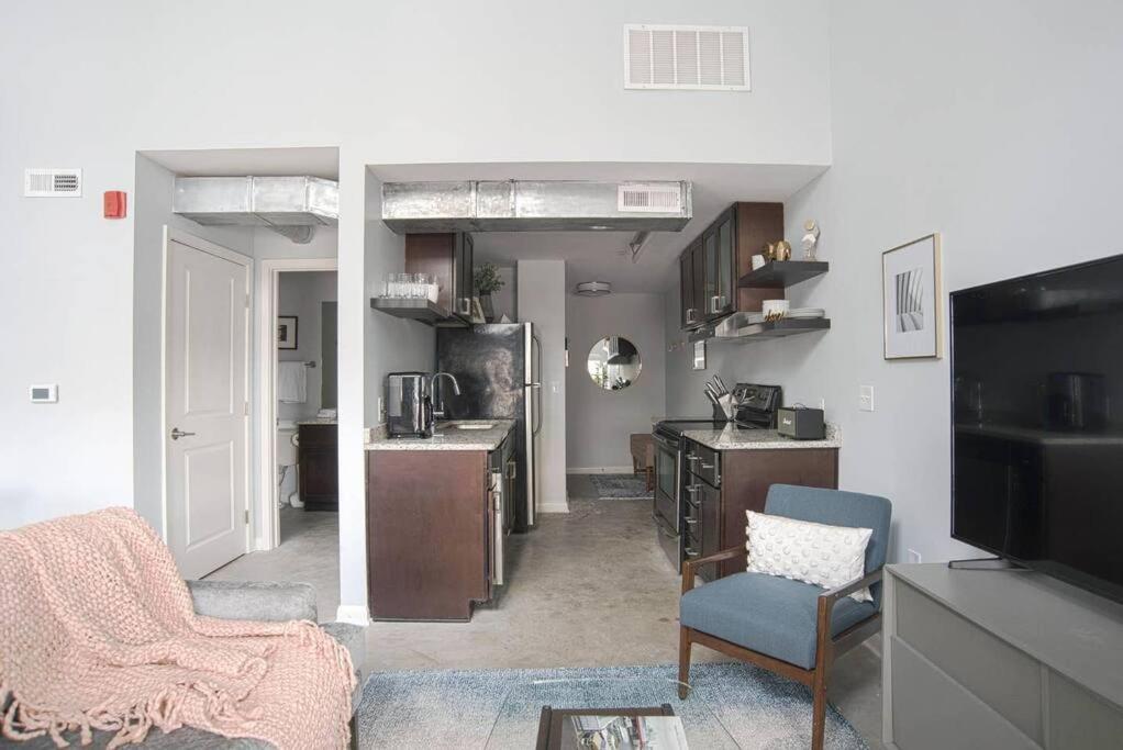 Cozysuites L 1Br, Monument Circle, Indy Индианаполис Экстерьер фото