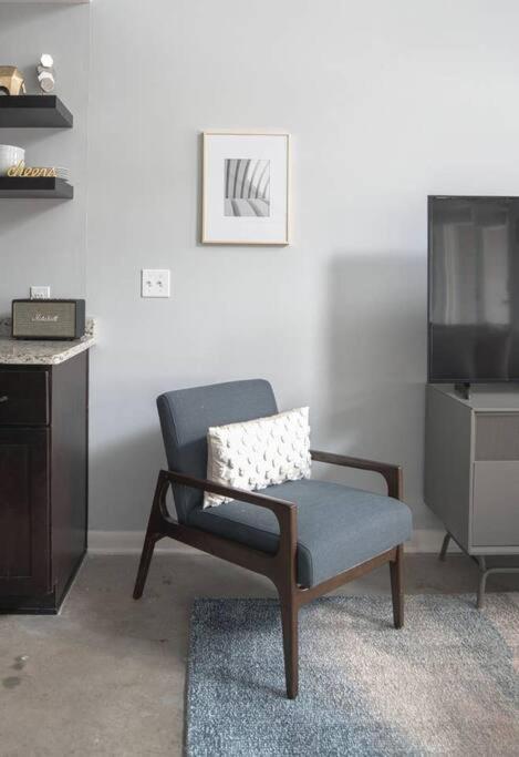Cozysuites L 1Br, Monument Circle, Indy Индианаполис Экстерьер фото