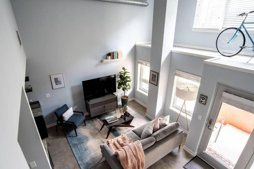 Cozysuites L 1Br, Monument Circle, Indy Индианаполис Экстерьер фото